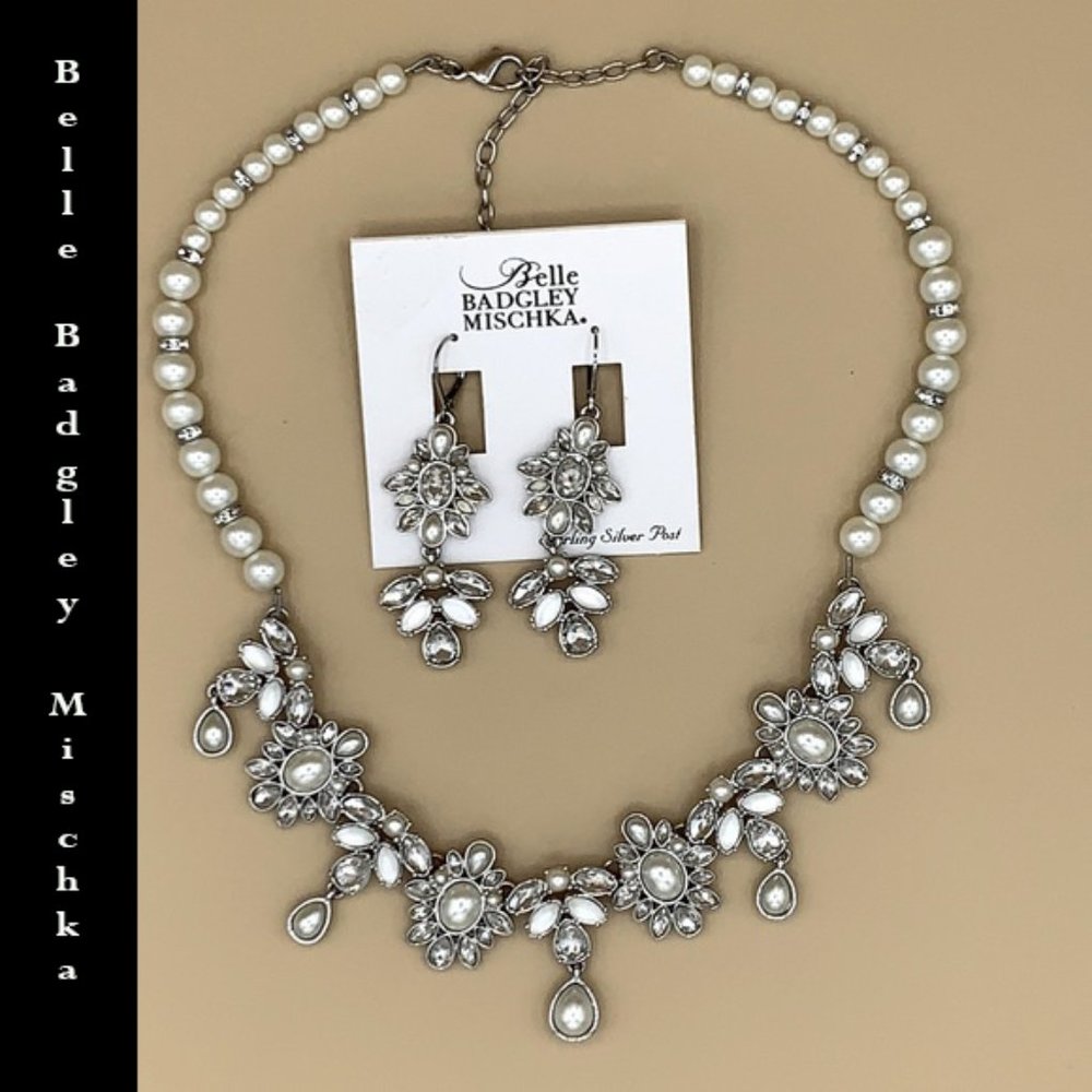 Belle Badgley Mischka Necklace & Earring Set NWOT Pearls and Jewels